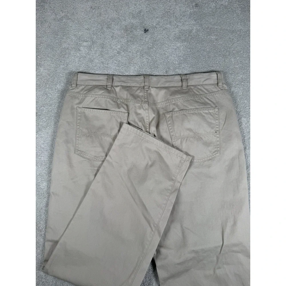 LL Bean Men's Beige Khakis Standard Fit 38x32 ID 500233 Straight‎ Leg Lakewashed